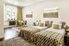 hotel_img